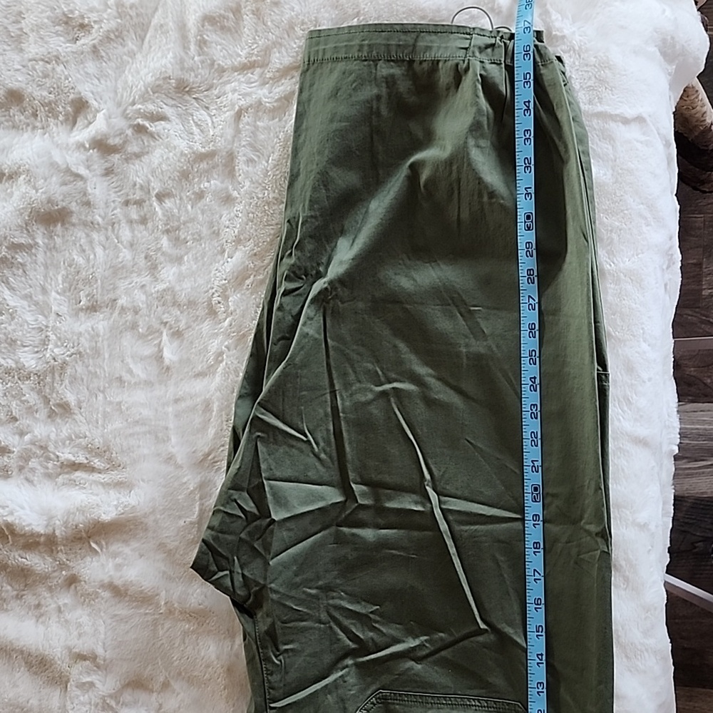 Brand New Lane Bryant Jogger - Picture 5 of 5